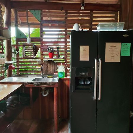 Salty Enthusiasts Share House & Villas Playa Santa Teresa  Экстерьер фото